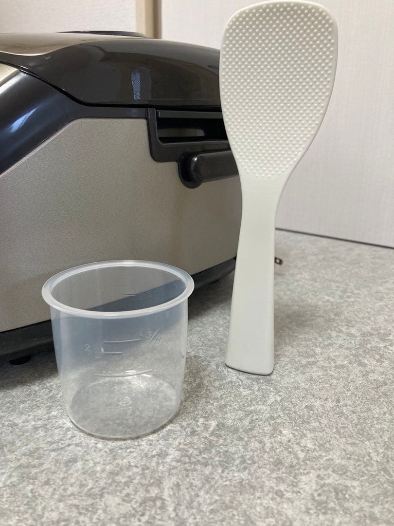 Z*n様 HITACHI IH炊飯器 RZ-BS10M 1.0L