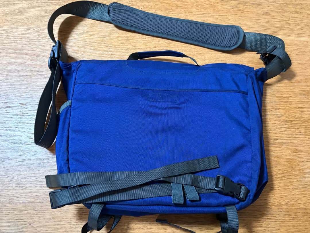 Patagonia ハーフマス メッセンジャーバッグ PCバッグ