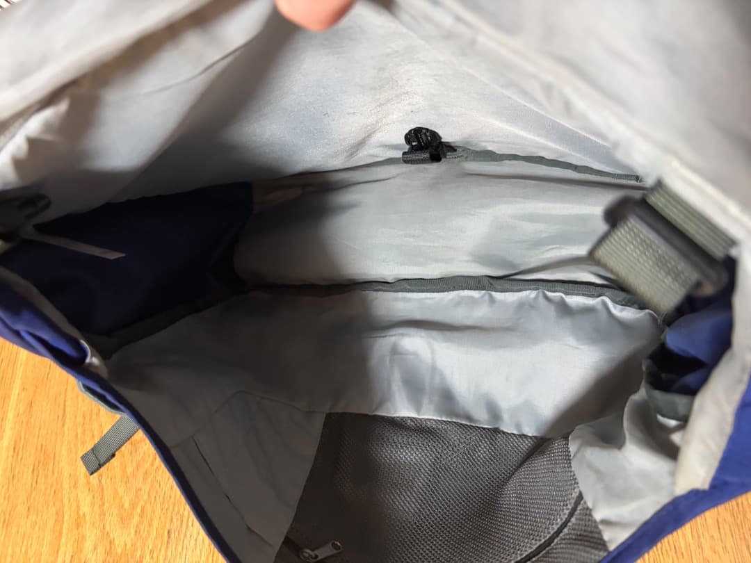 Patagonia ハーフマス メッセンジャーバッグ PCバッグ