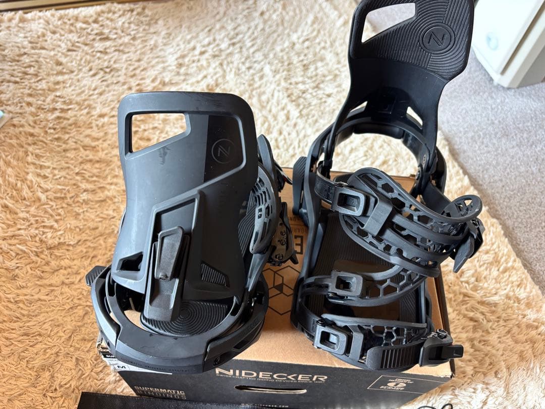 値下げ‼️NIDECKER ナイデッカー スーパーマチック22-23Mサイズ