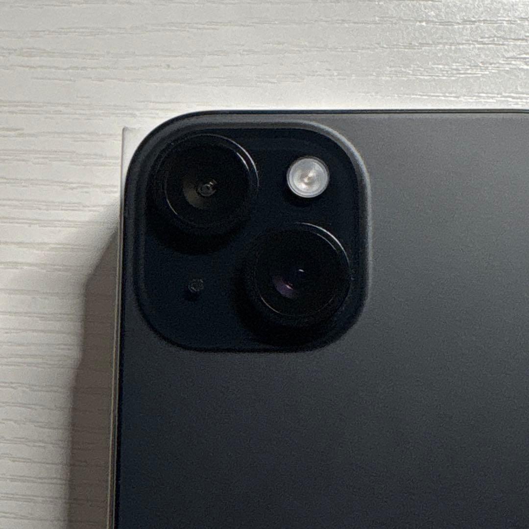 iPhone15 128GB ブラック SIMフリー 極美品
