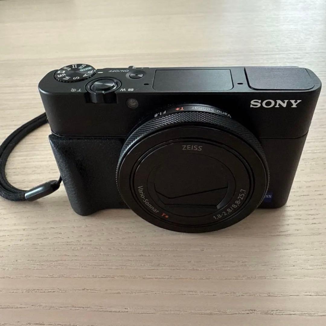 デジタルカメラ SONY Cyber-shot RX100V (DSC-RX100M5)