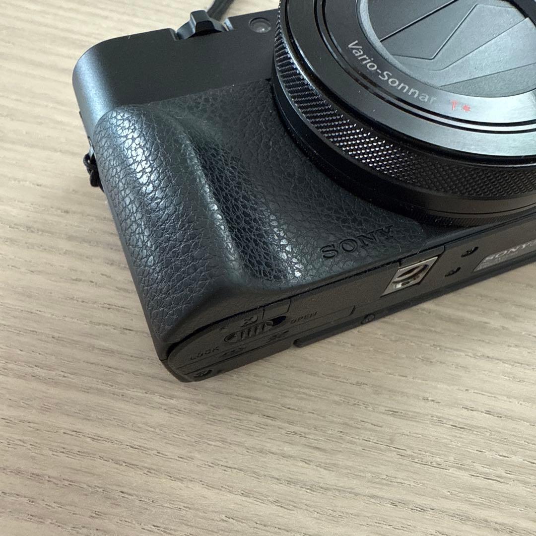 デジタルカメラ SONY Cyber-shot RX100V (DSC-RX100M5)