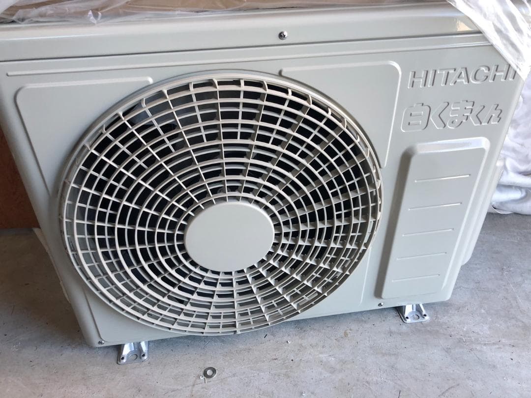 未使用 HITACHI 日立 白くまくん ルームエアコン RAS-AJ22R