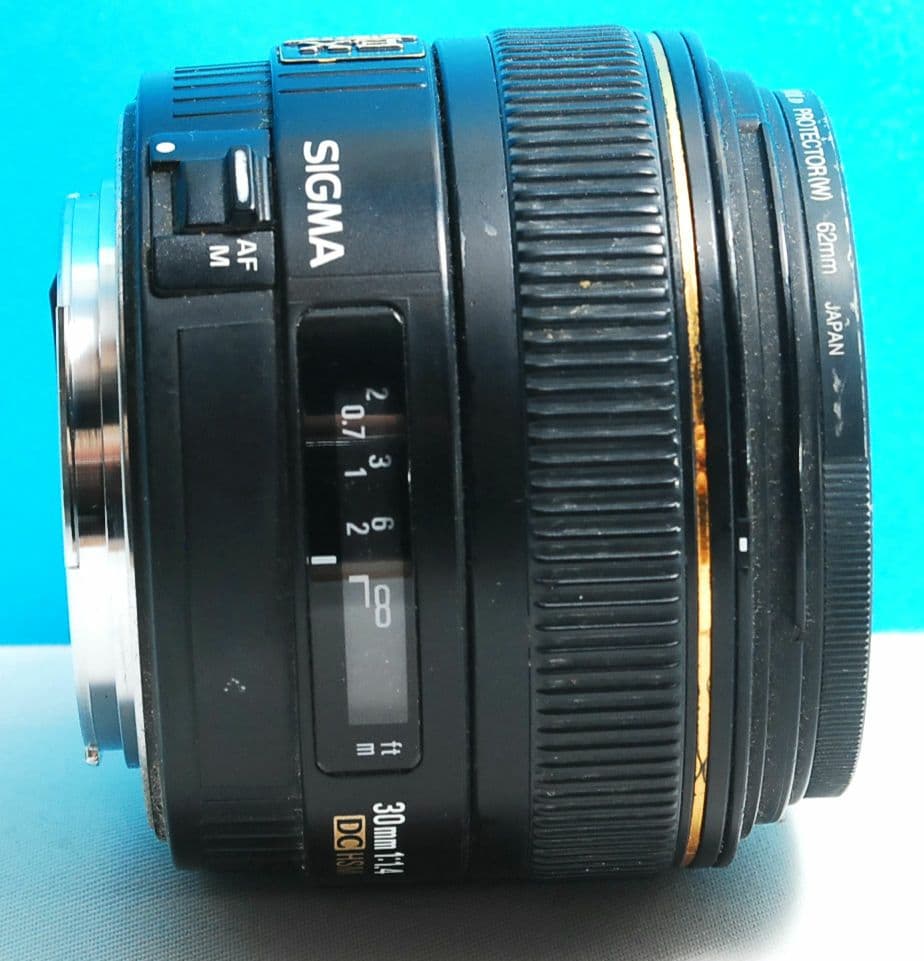 SIGMA 30mm1:1.4DC HSM キャノンマウント　送料無料