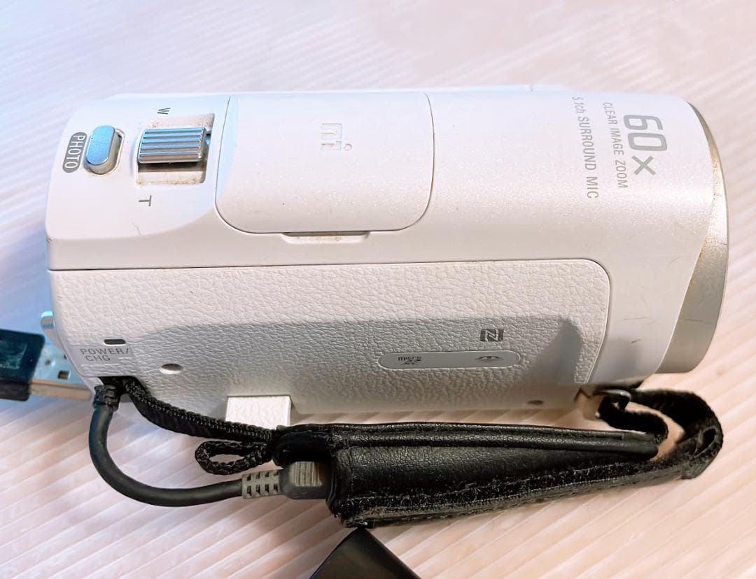 【中古品】ハンディカム　SONY HDR-CX670　ホワイト　白　完動品