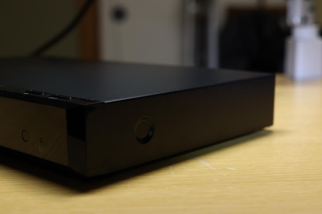 プレーヤー Panasonic DMP-UB30