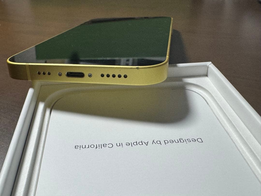 【美品】Apple iPhone 14本体 256GB