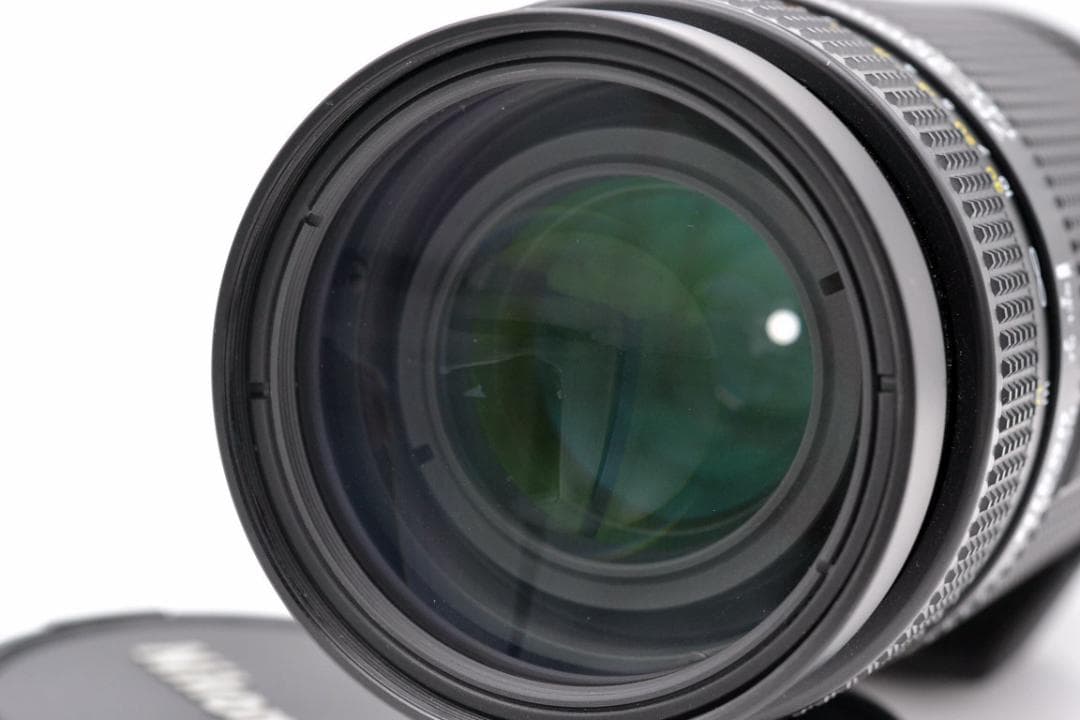 Nikon AF NIKKOR 75-300mm 4.5-5.6 三脚座付