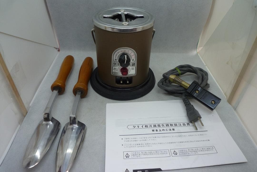 ⑥タキイ和裁電化鏝　ランプ付　和裁こて 和裁コテ　タキイ製　鏝２本付