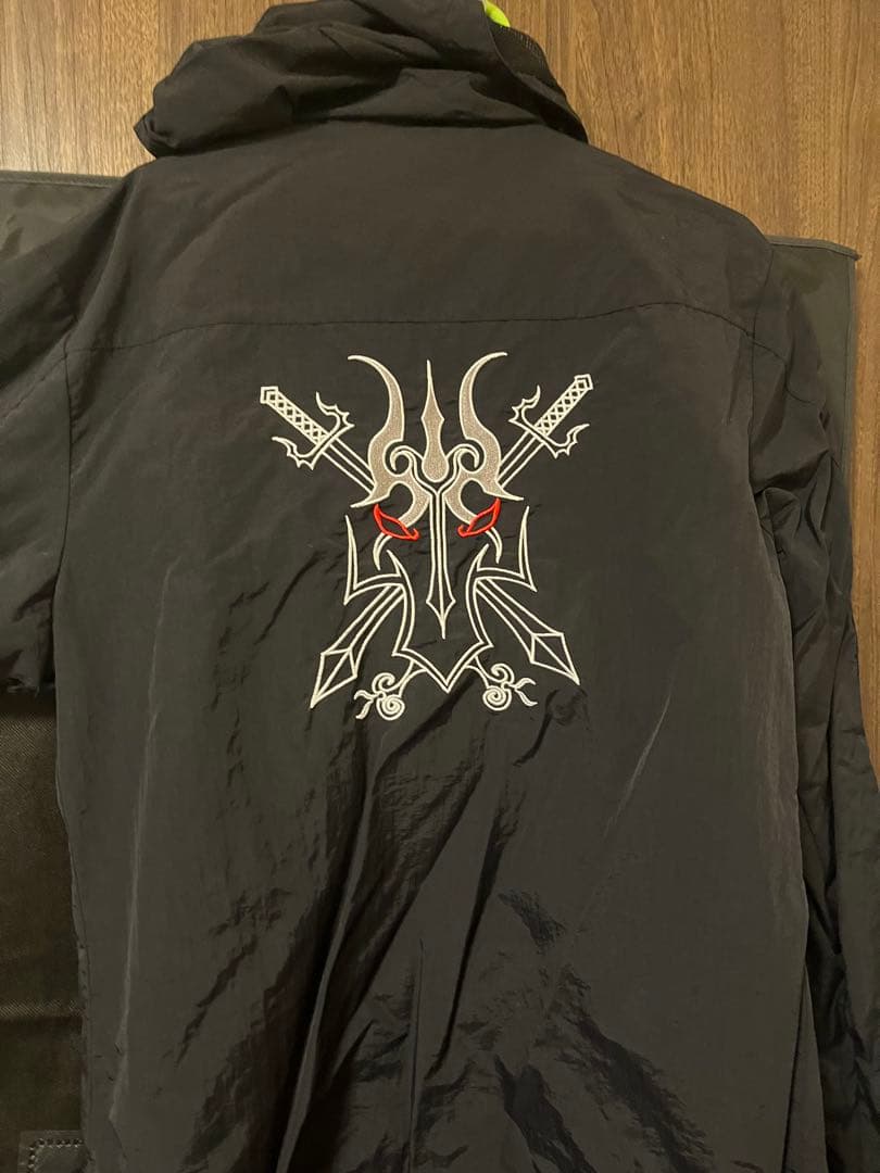 競馬　川田将雅　騎手　ウインドブレーカー　ブルゾン