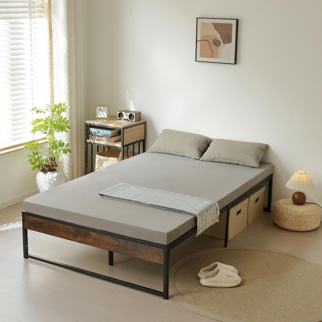 限定価格！【セミダブル SD】ベッドフレーム パイプベッド　BLACK