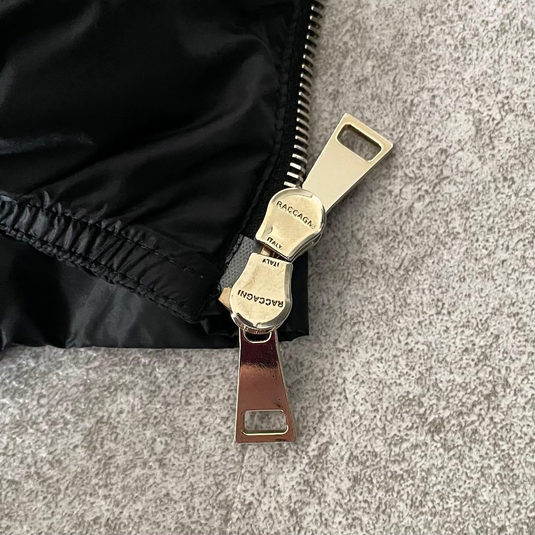 モンクレール　ANET ゴールドジップ　ダウンジャケット　レディース黒　1