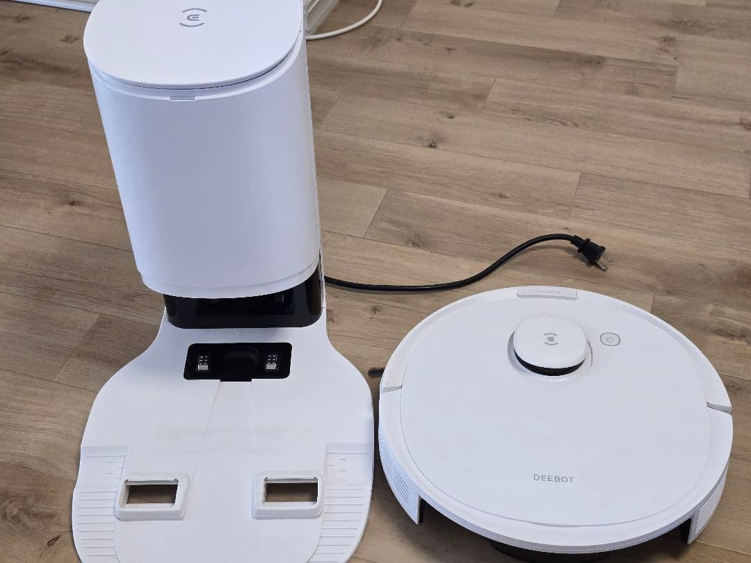 ECOVACS　DEEBOT N8+自動ゴミ収集ロボット掃除機