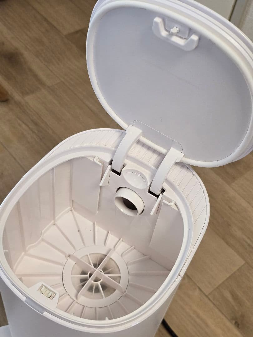 ECOVACS　DEEBOT N8+自動ゴミ収集ロボット掃除機