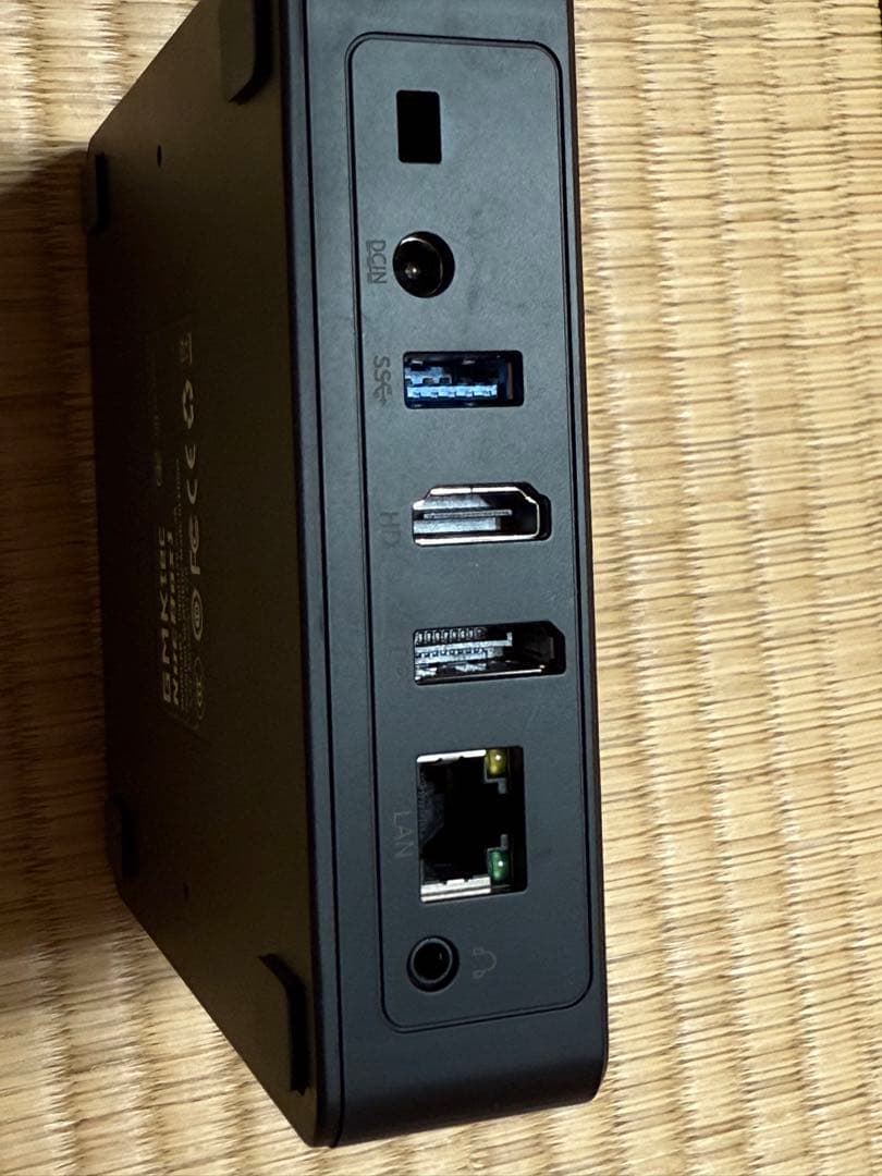 GMKtec NUCBOX 3 ファンレス ミニPC win11 末尾938