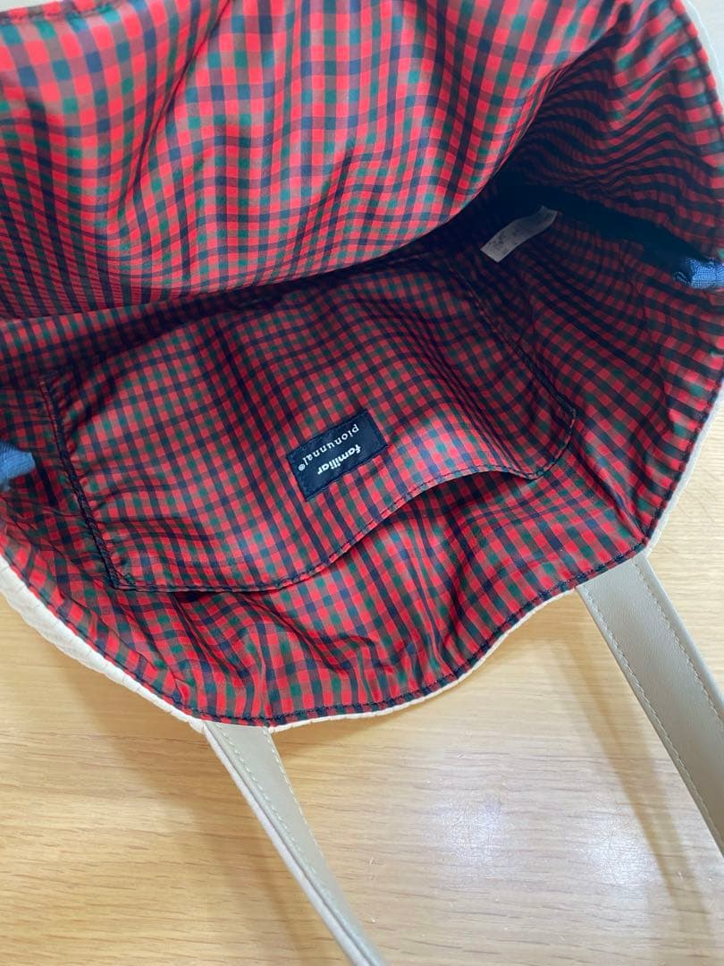 ちろる ファミリア ピオヌンナル コラボ MILK ベージュ