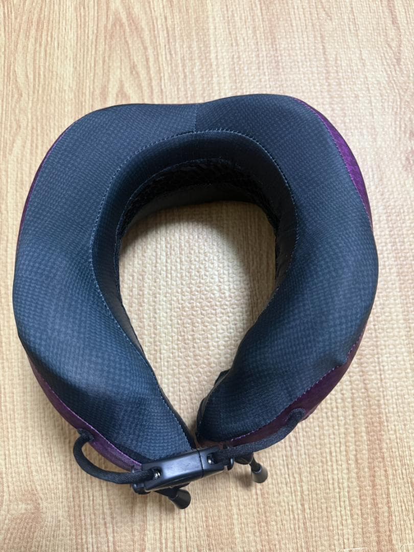 ネックピロー cabeau EVOLUTION COOL パープル・ブラック