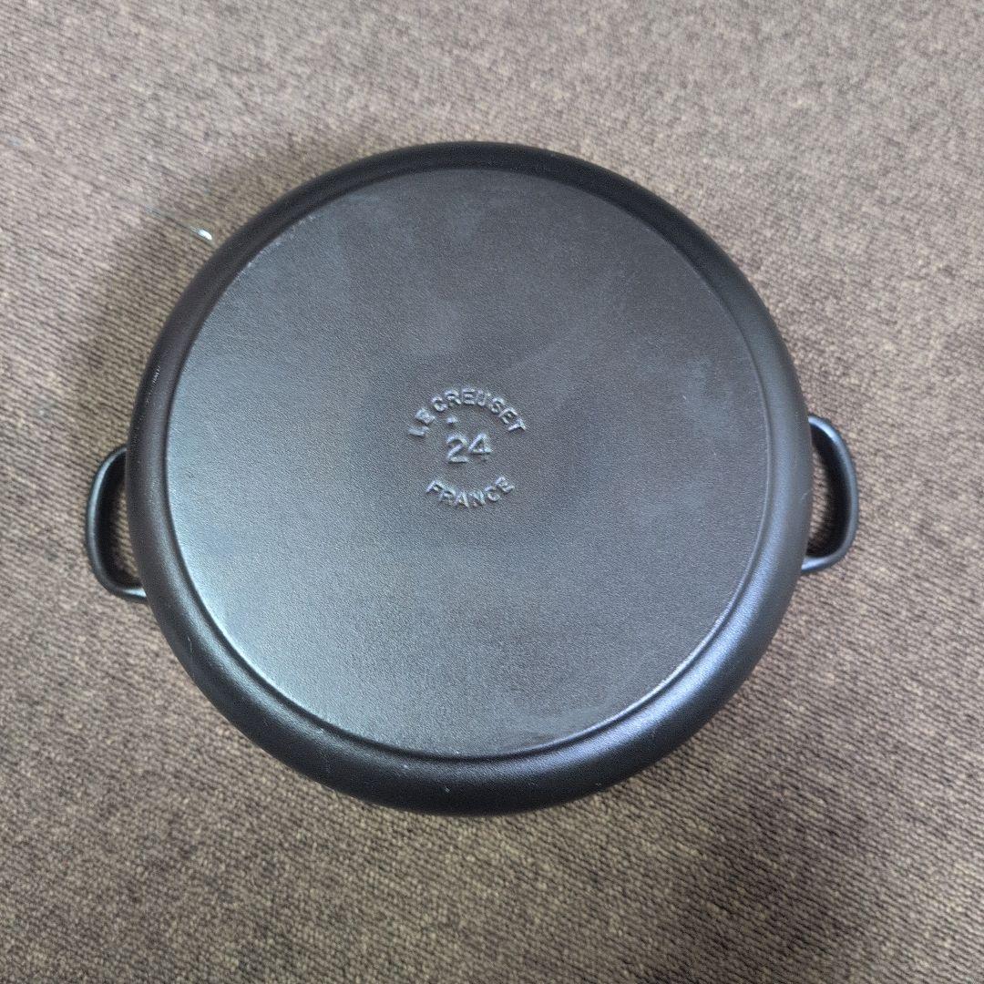 LE CREUSET 鋳鉄 両手鍋 24cm 蓋付き