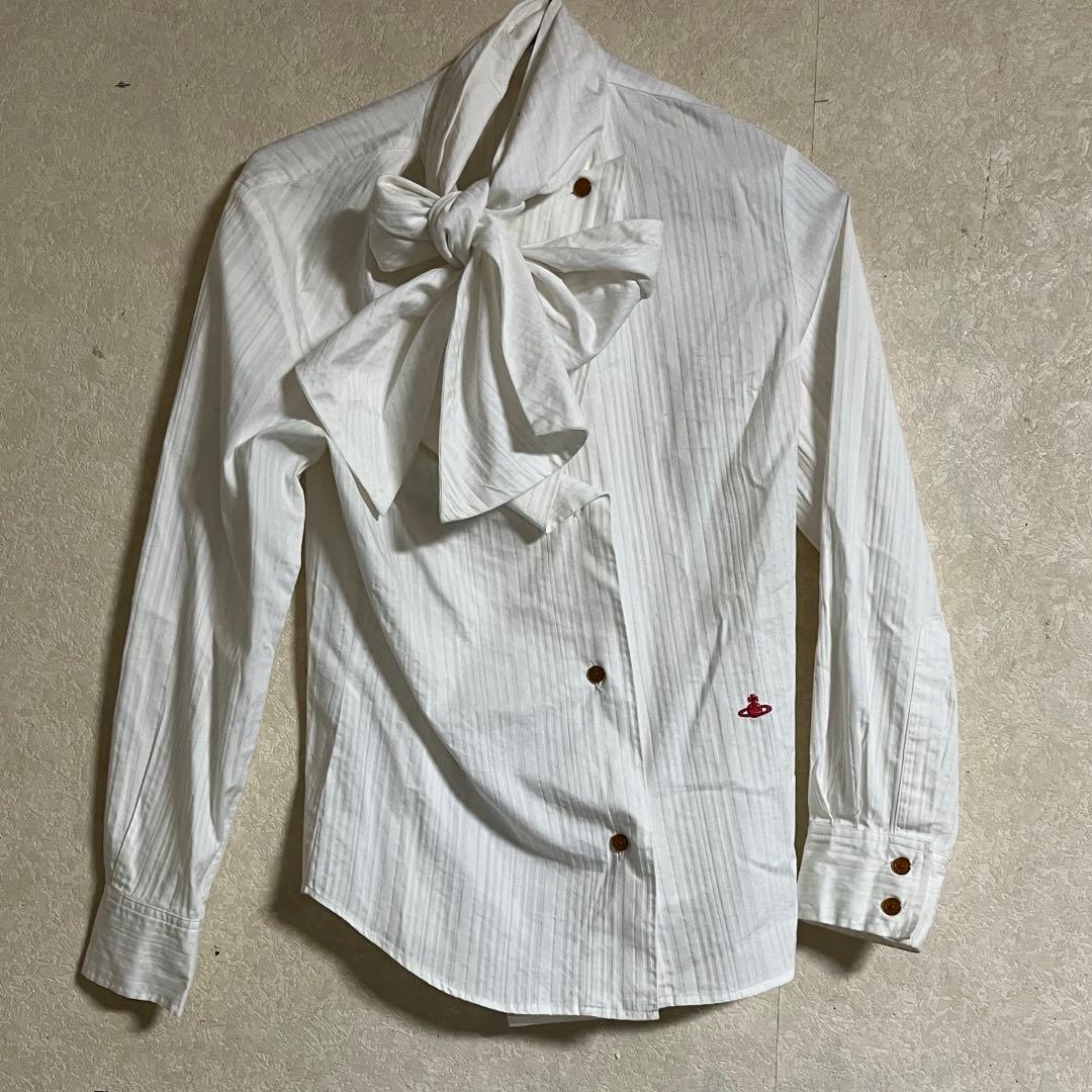 ヴィヴィアン　変形　リボンシャツ