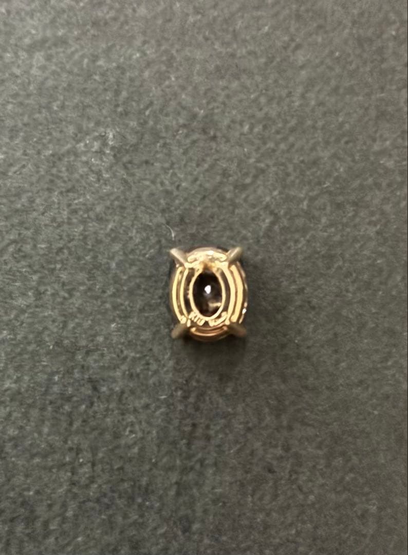 グリーンゴールデンサファイア ピアス K18 片耳用