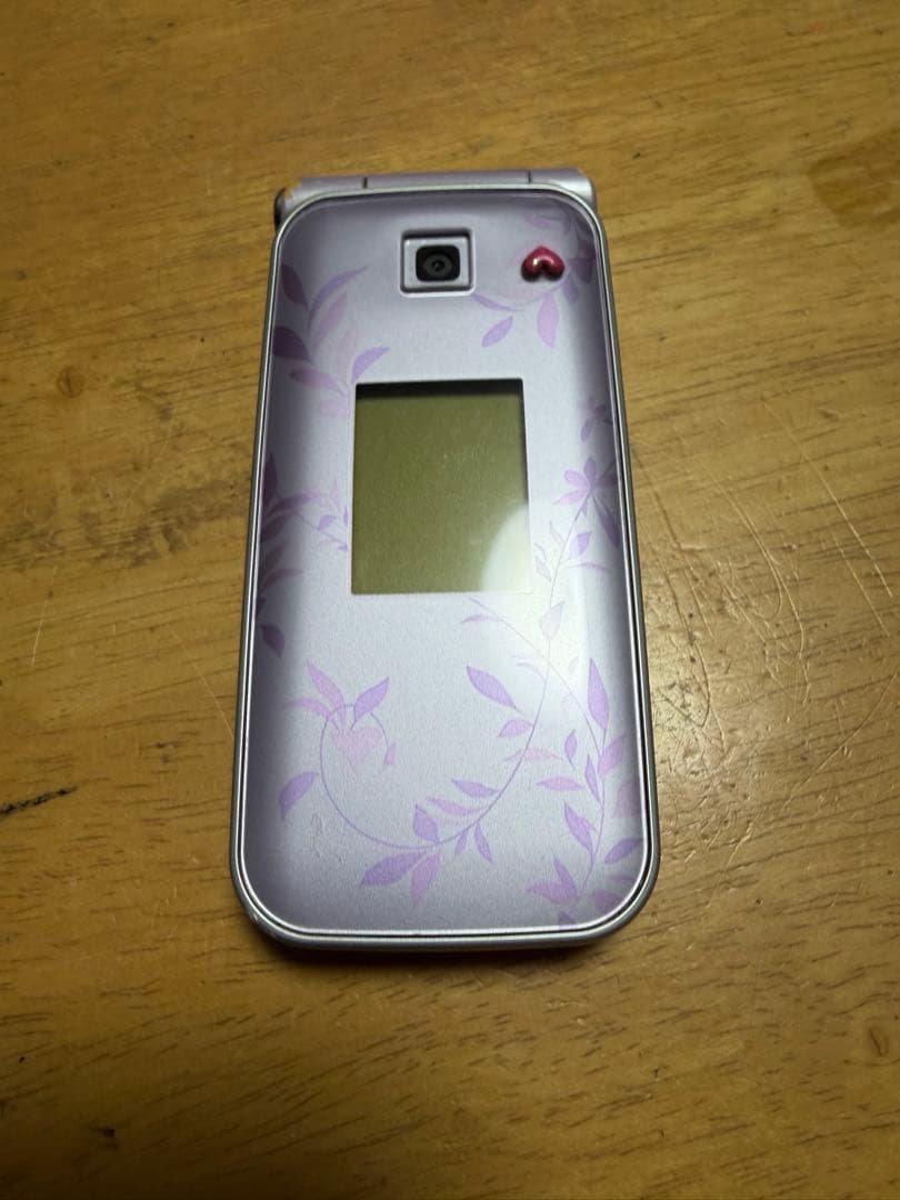 F-10A 薄紫 携帯電話本体