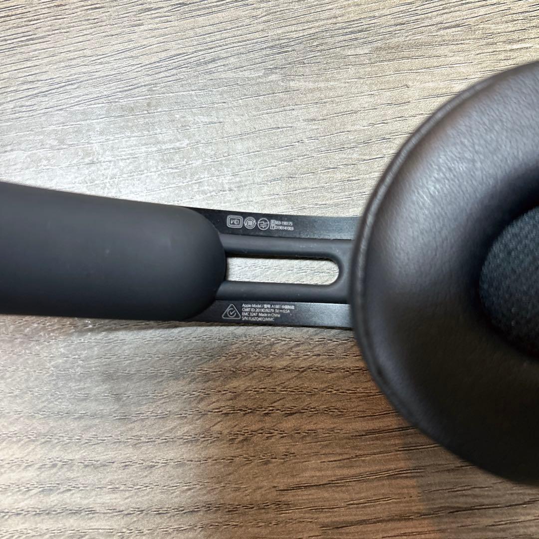 Beats Solo Pro ブラック ワイヤレス ヘッドホン　ビーツ