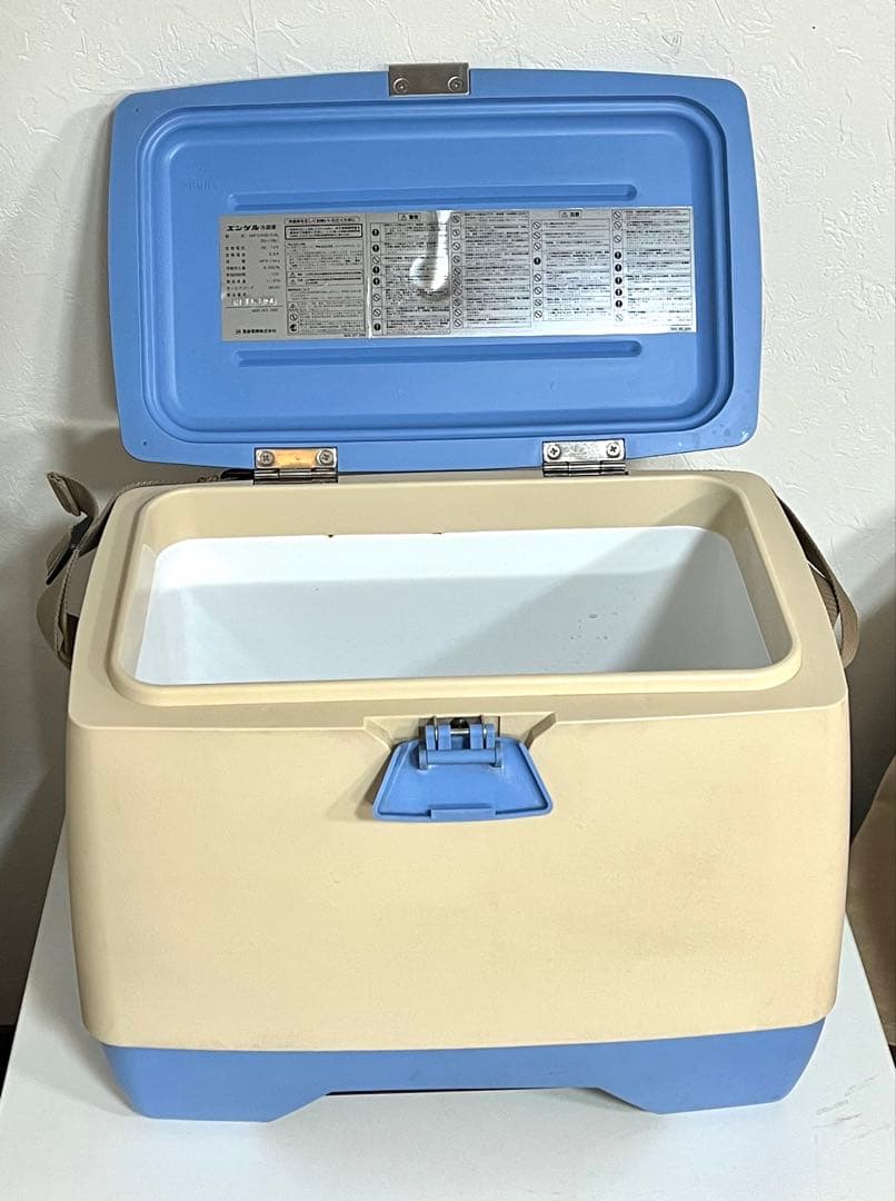 【＊値下げ】ENGEL エンゲル ポータブル冷凍冷蔵庫 車中泊・キャンプに