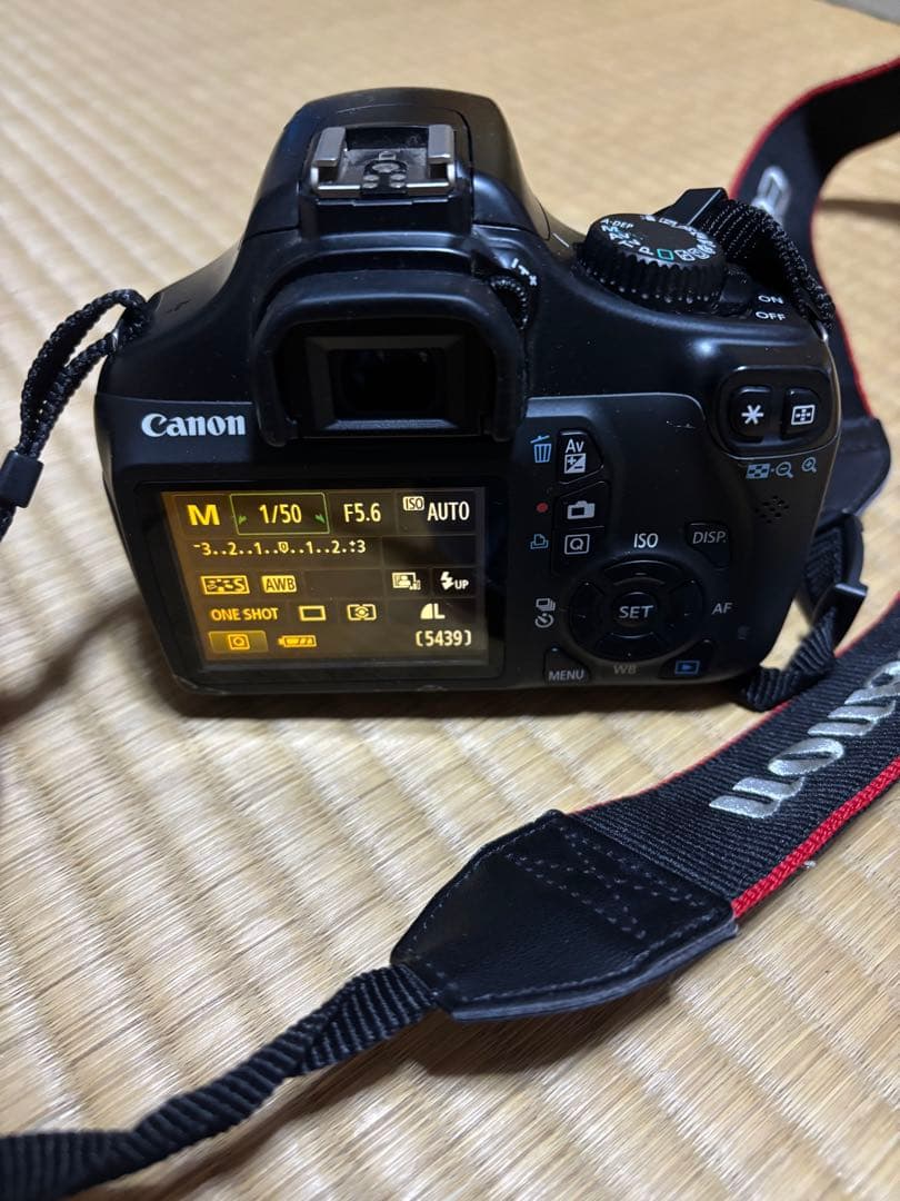 Canon EOS Kiss X50 デジタル一眼レフカメラ (赤字覚悟！)