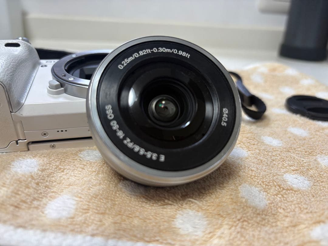 SONY α 6000 ミラーレス一眼　値下不可