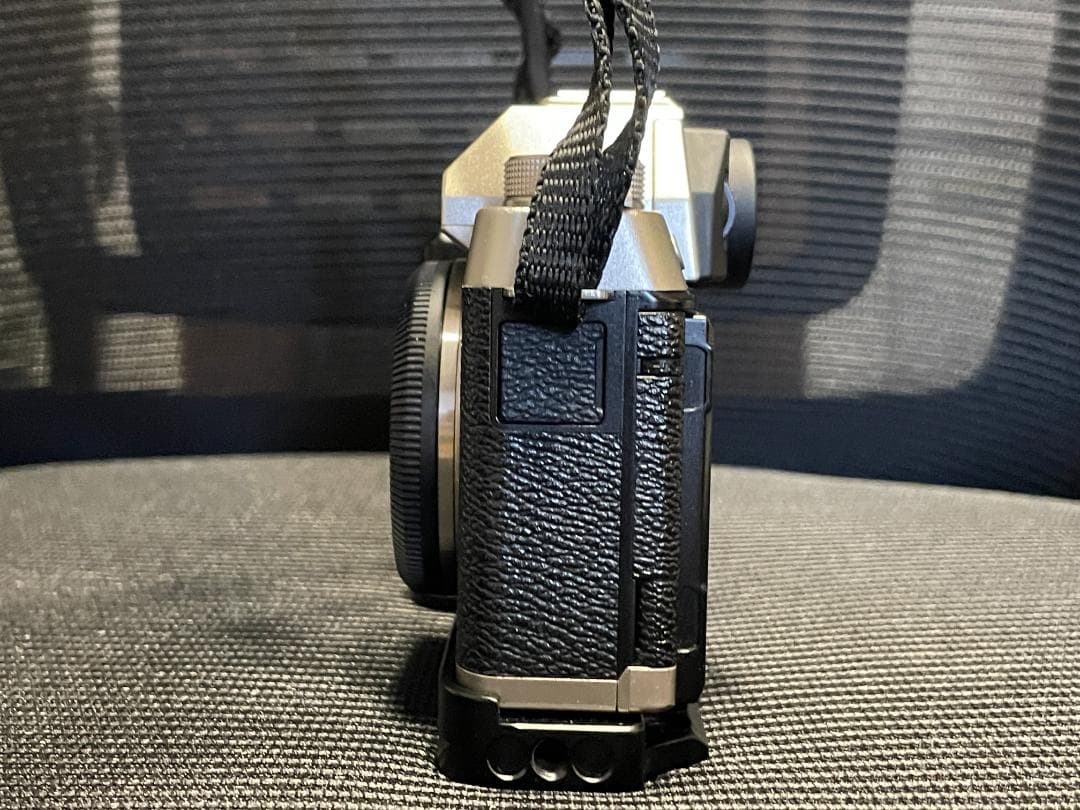 FUJI FILM X-T100 DARK SILVER 自撮り Wi-Fi対応