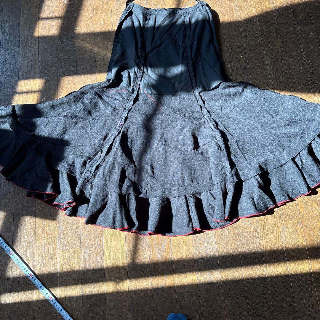 フラメンコドレス 黒　赤フリル付き