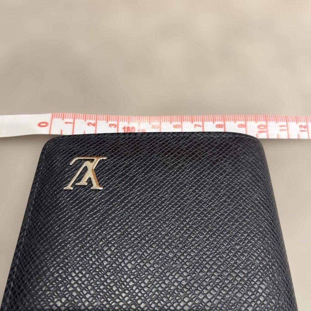 LOUIS VUITTON 2つ折り財布