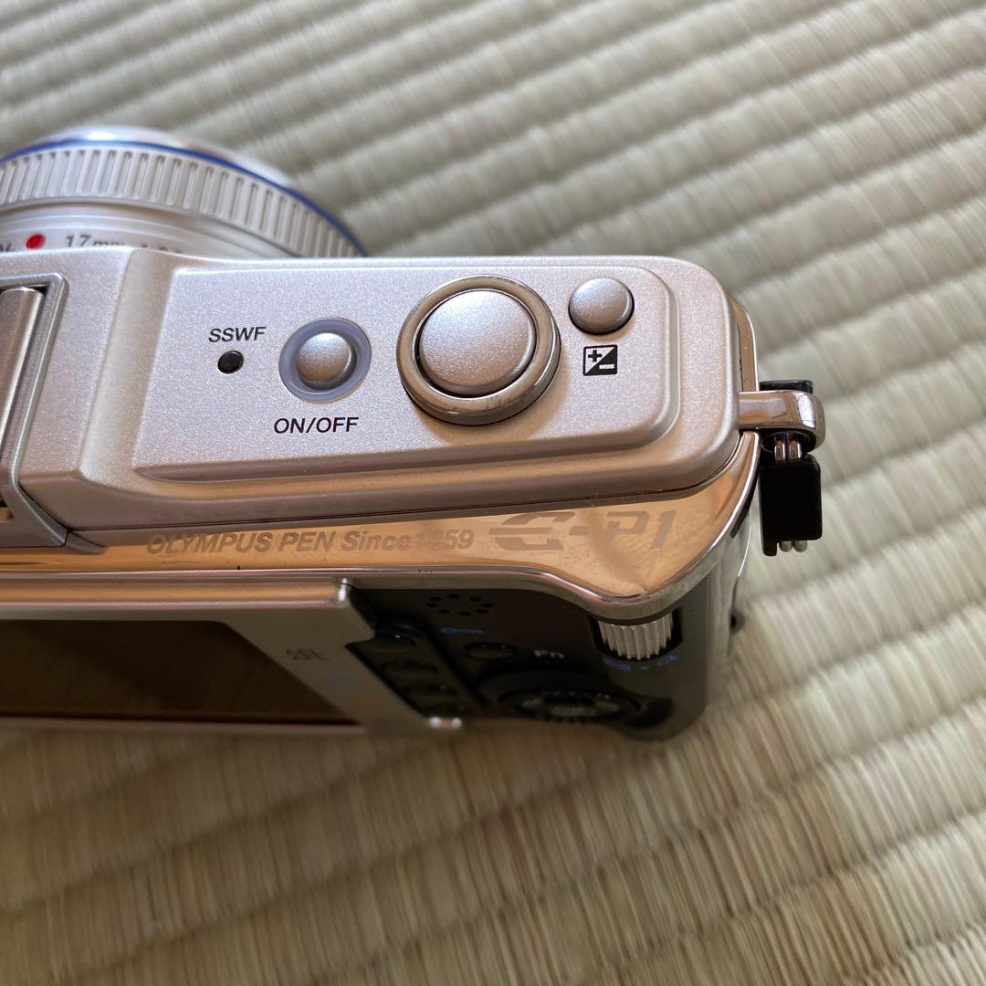 【大人気】 OLYMPUS オリンパス PEN E-P1 ミラーレス一眼カメラ