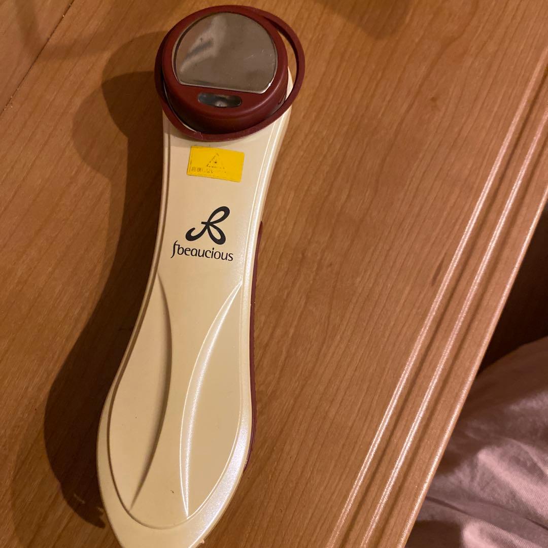fbeauticious 美顔器 ハンドヘルドタイプ