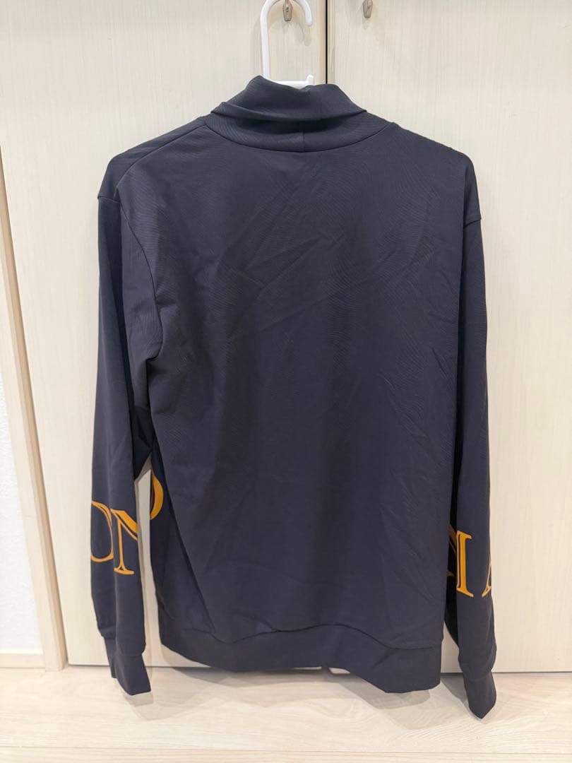 早い者勝ちMARK & LONA タートルネック サイズ44 伸びる生地