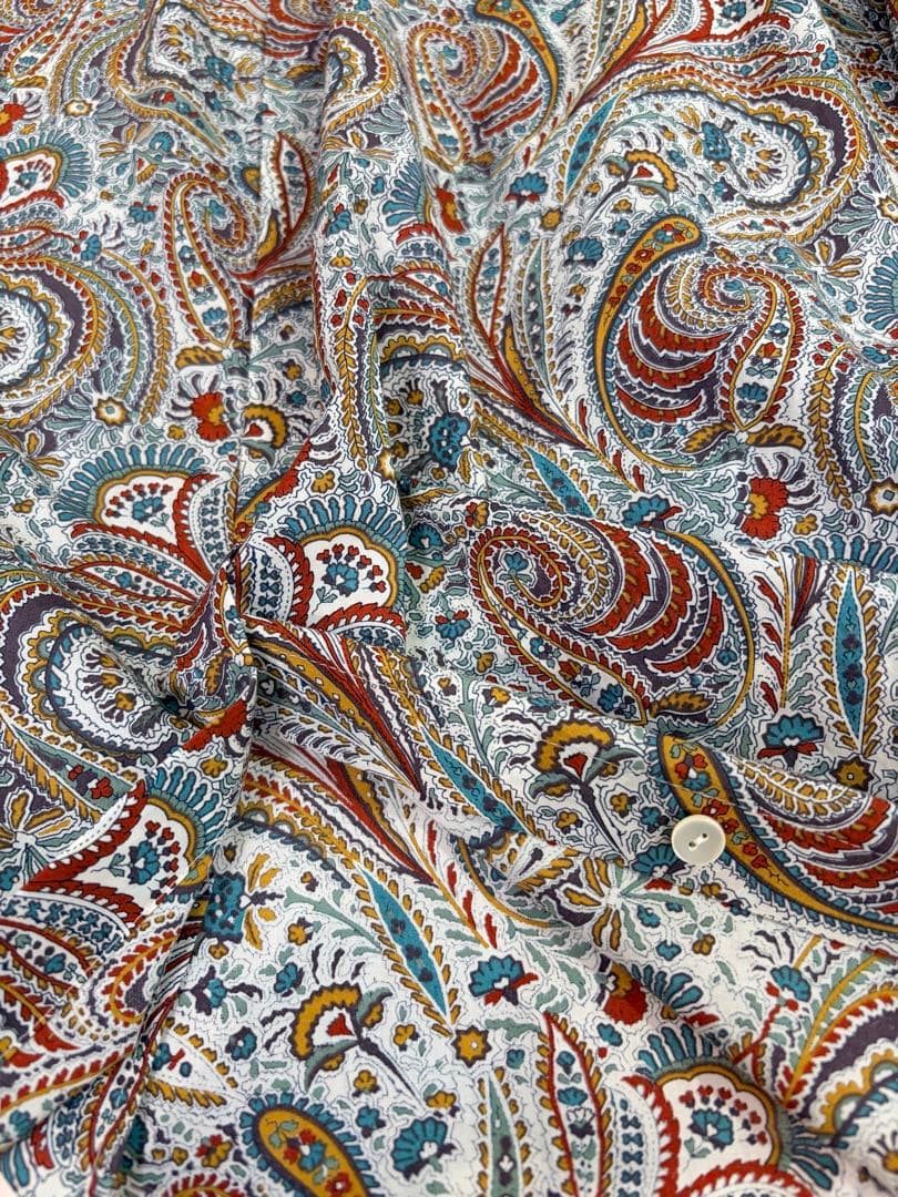 AMACA 三陽商会　リバティ柄ブラウス