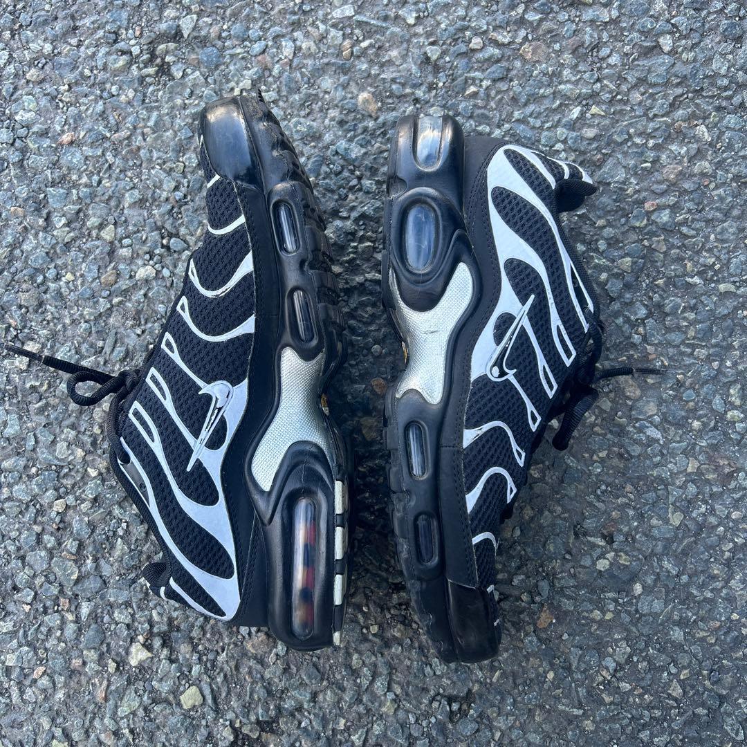 L*x様 Nike Air Max Plus ブラック/ホワイト