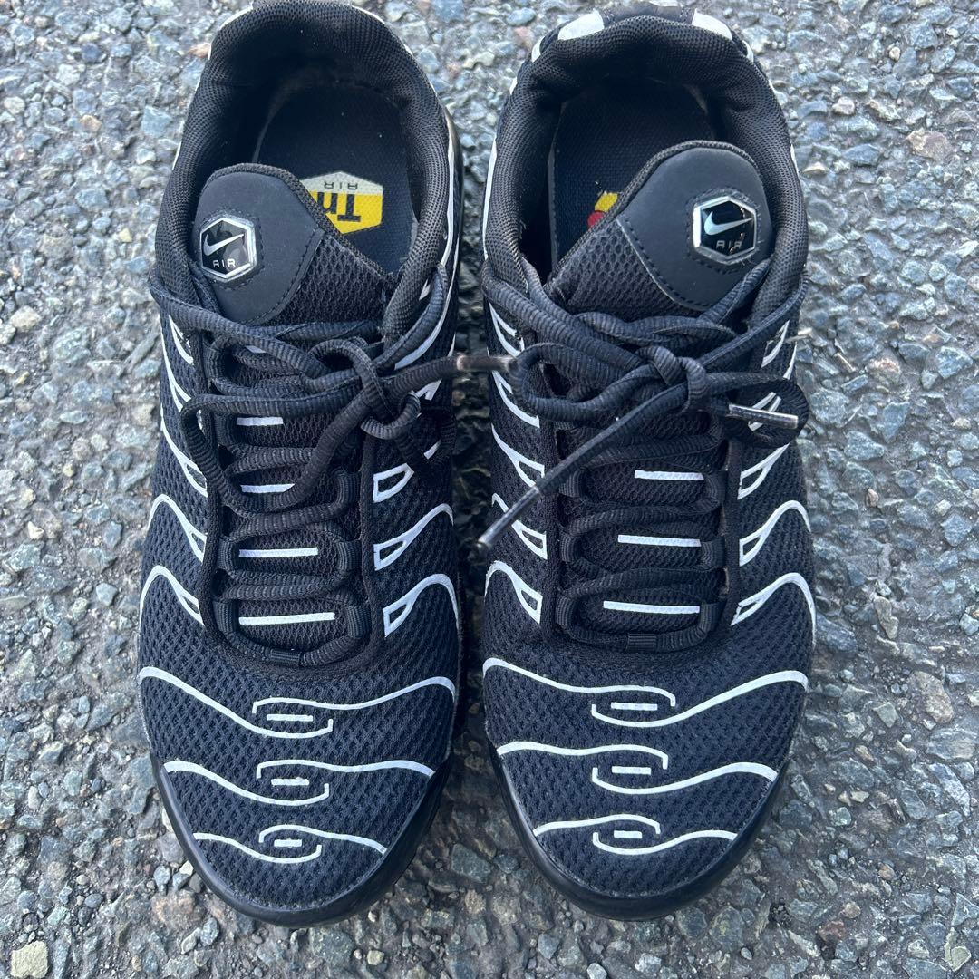 L*x様 Nike Air Max Plus ブラック/ホワイト