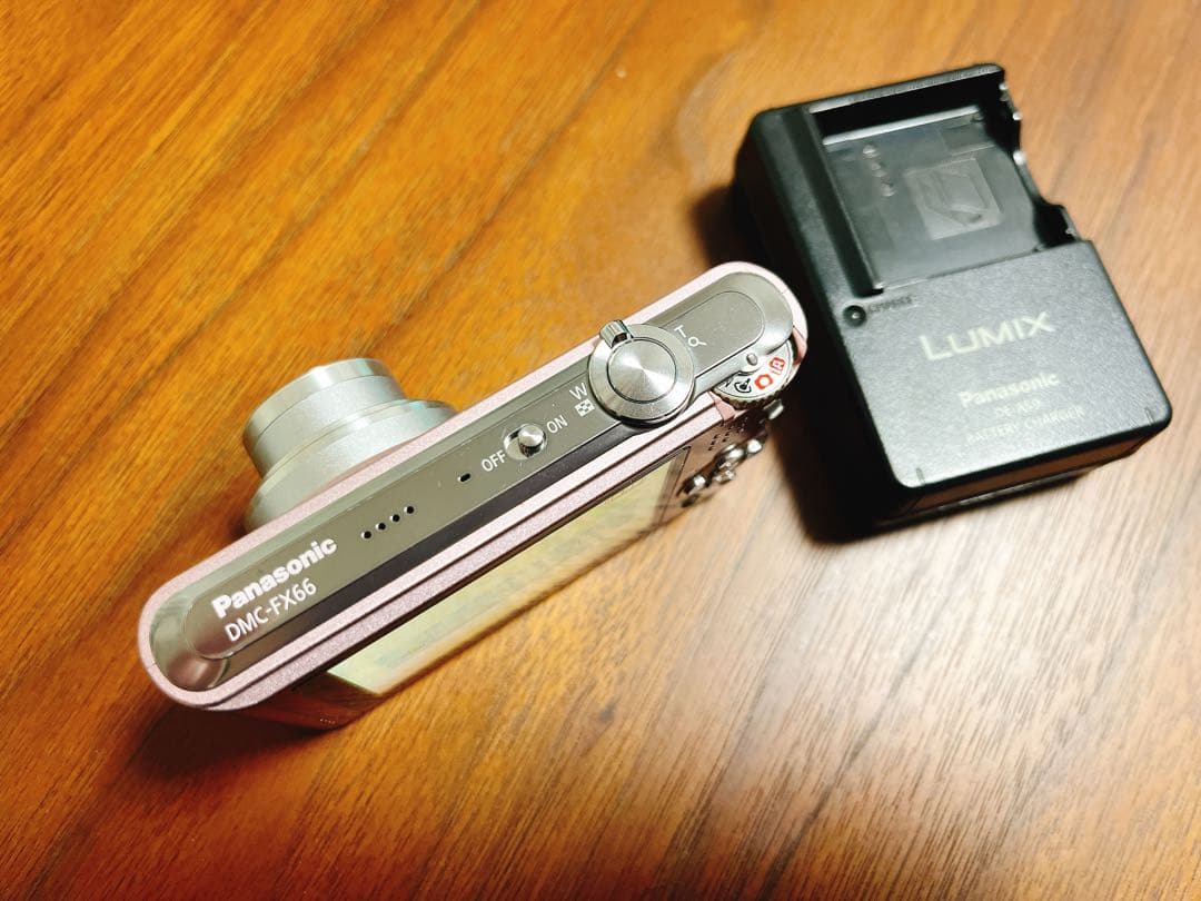 ★AYA★LUMIX 14メガピクセル コンパクトデジタルカメラ