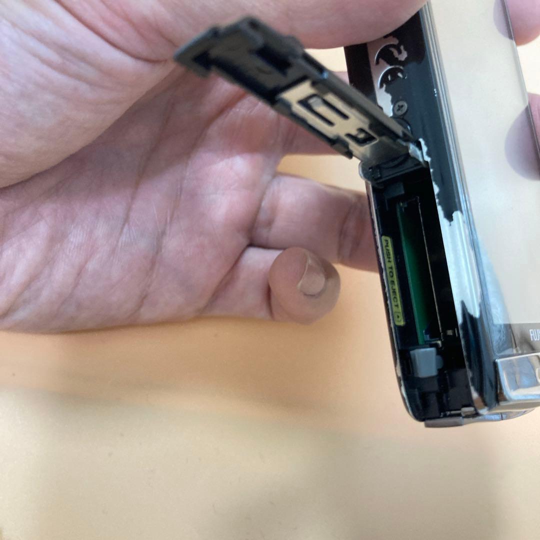 ◆SDカード付き◆FUJIFILM FINEPIX Z950EXR ブラック色