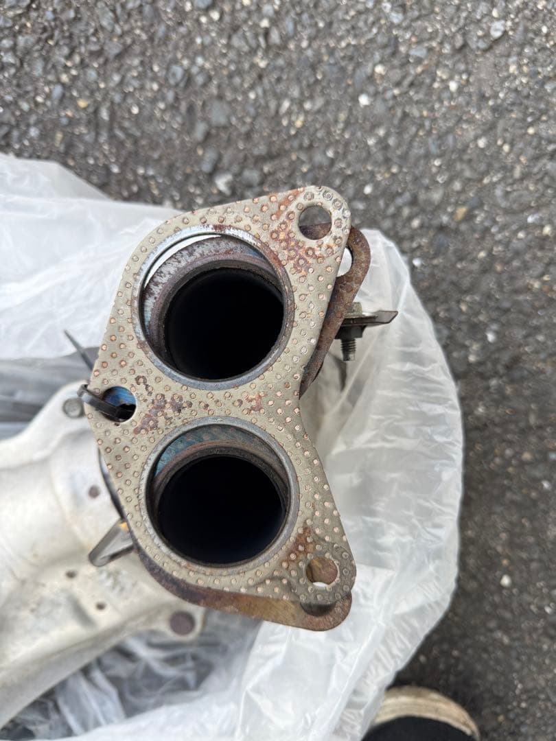 トヨタ86 (zn6) 純正エキマニ