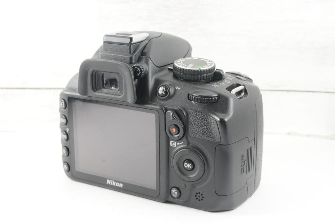 ❤️かんたん操作❤️スマホ転送❤️Nikon D3100