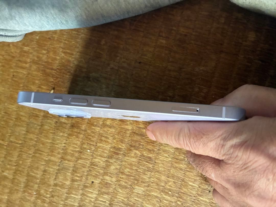 iPhone14パ–プル128ギガバッテリー94％修理交換なしおまけ多数　美品