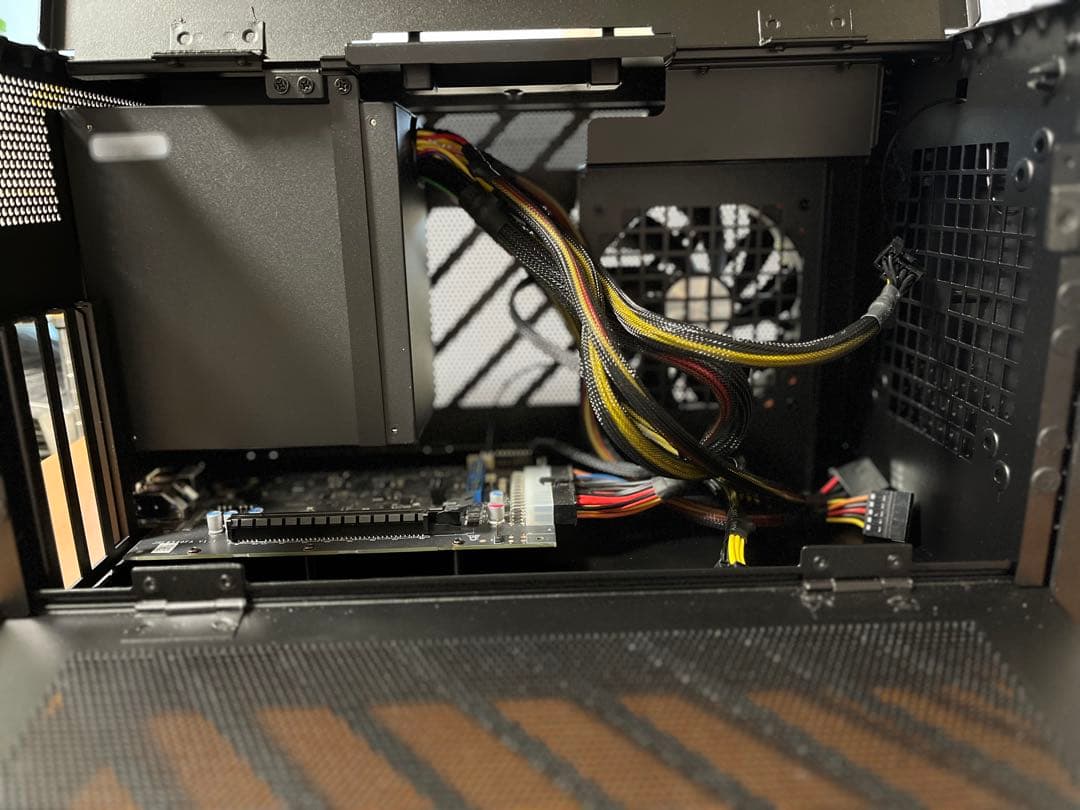 Studio-G 750 外付けGPUケース ボックス　グラフィックボード