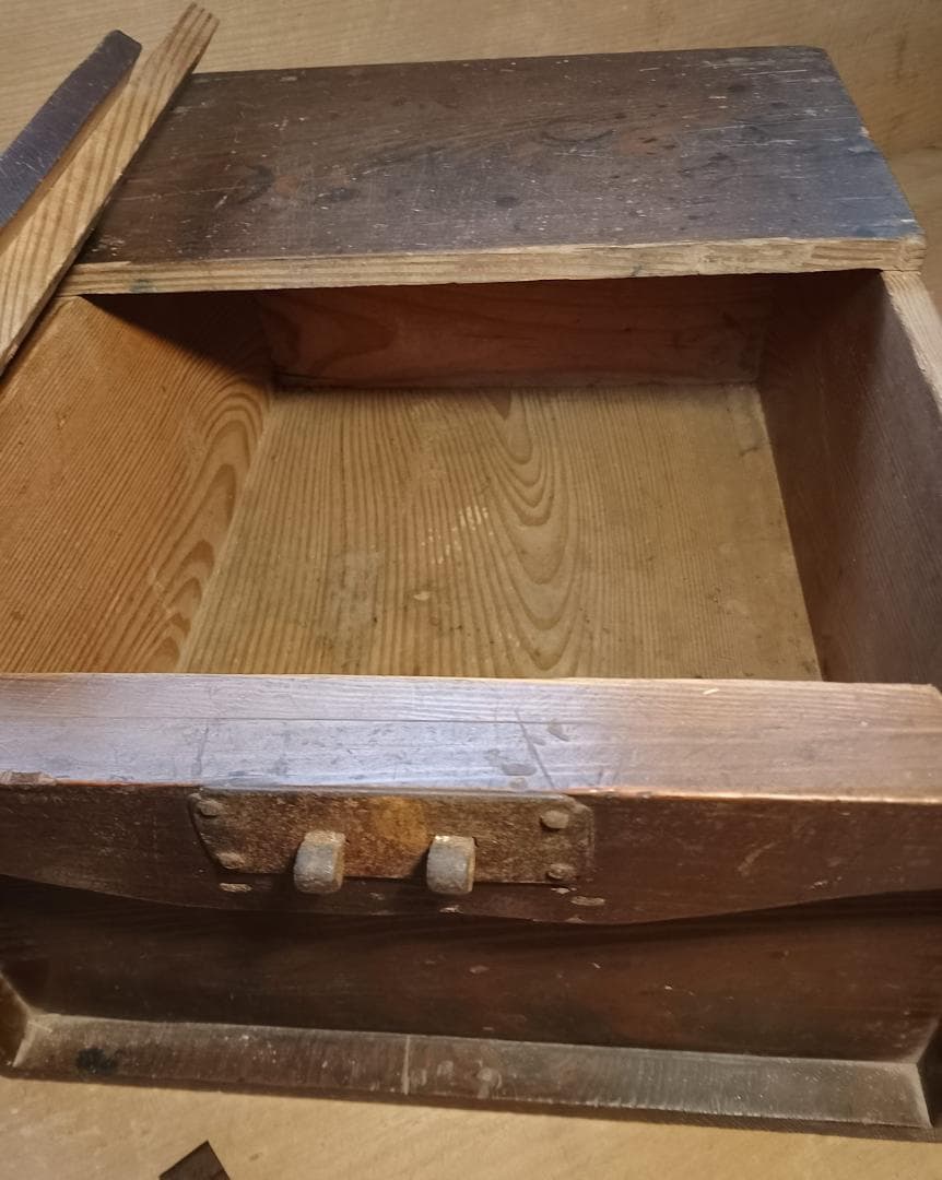 【希少・時代物】銭箱 鍵・木札付き 江戸〜明治期 骨董 古道具 アンティーク