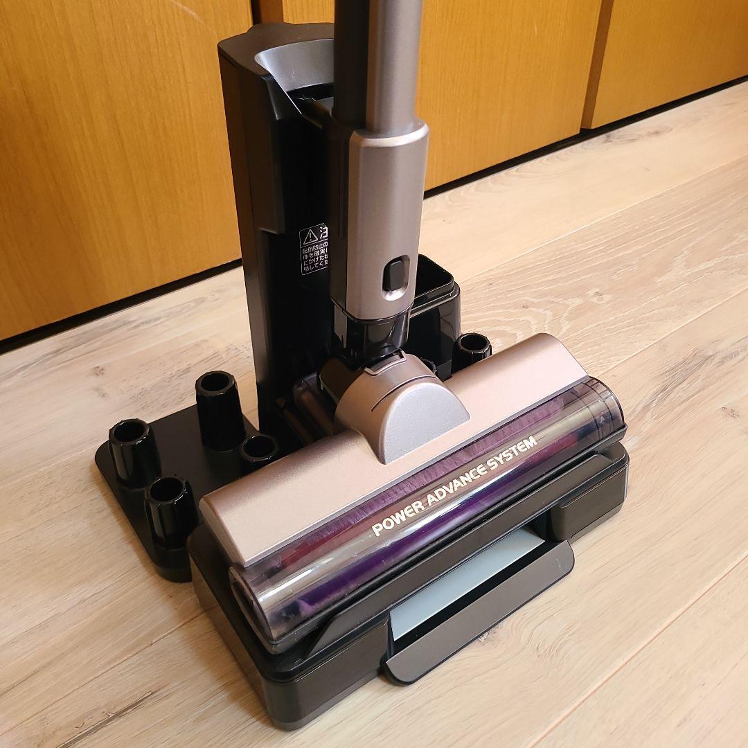 アイリスオーヤマ 充電式サイクロンスティッククリーナー 掃除機　充電器おまけ