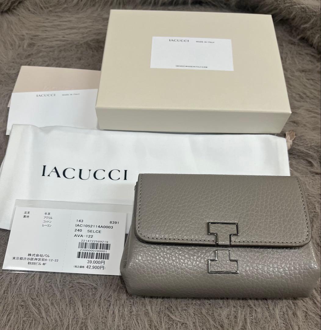 IACUCCI イアクッチアバウォレット