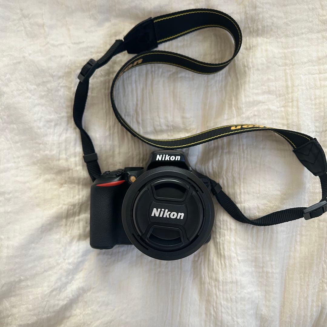 Nikon D5600 一眼レフカメラ　NIKKOR 35mm f/1.8G