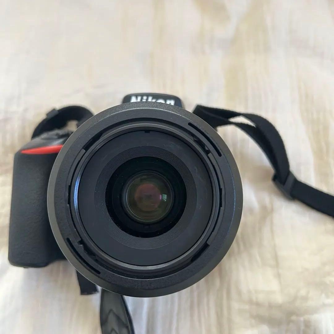 Nikon D5600 一眼レフカメラ　NIKKOR 35mm f/1.8G